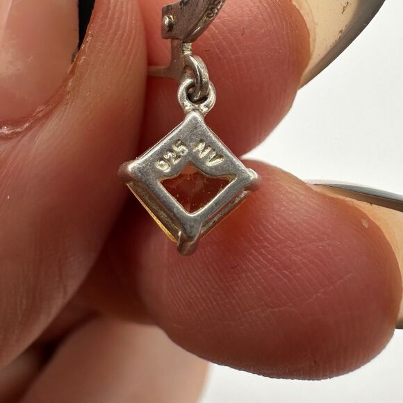 1" sterling silver lever back, princess cut citrine dangle earrings! - Picture 11 of 12